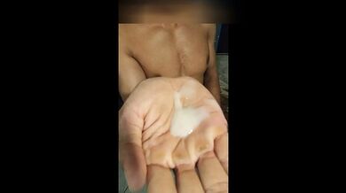 Skinny twink gay ragazzo musterbate e cum