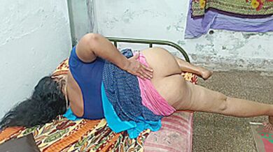 I Talked To An Asian Desi Bhabhi And Made Her Agree To Have Sex