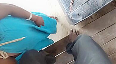 Desi Housewife Ko Land Chusaya