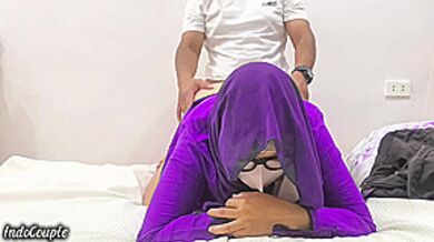 Video Rekaman Seks Pasutri Hot Indonesia Dientot Habis-habisan Sama Suaminya Sampai Mengerang Keenakan!