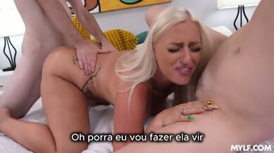 Step Mom Blows Better Than My Step Sis - Lucy Foxx