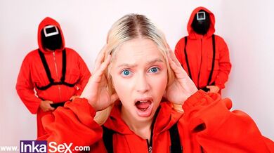 Squid Game - La brasiliana Lola si fa pestare analmente dopo non