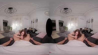 Let´S Match & Meet Starring Leria Glow