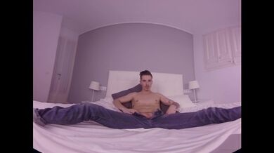 VirtualRealGay.com - Boy next room