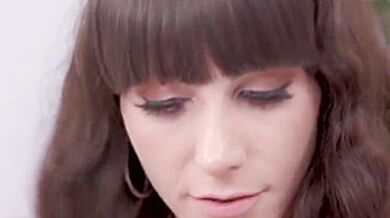 Chanel Can Joins Livi In To Make It A Threesome