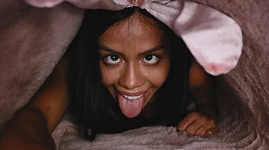 Cute Ebony Girl ottiene trappet nel tappeto magico - Canela Skin Hentai Anime Bunny Girl Creampie Ahegao