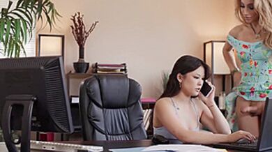 Two Stunning One Goal - Ariel Demure